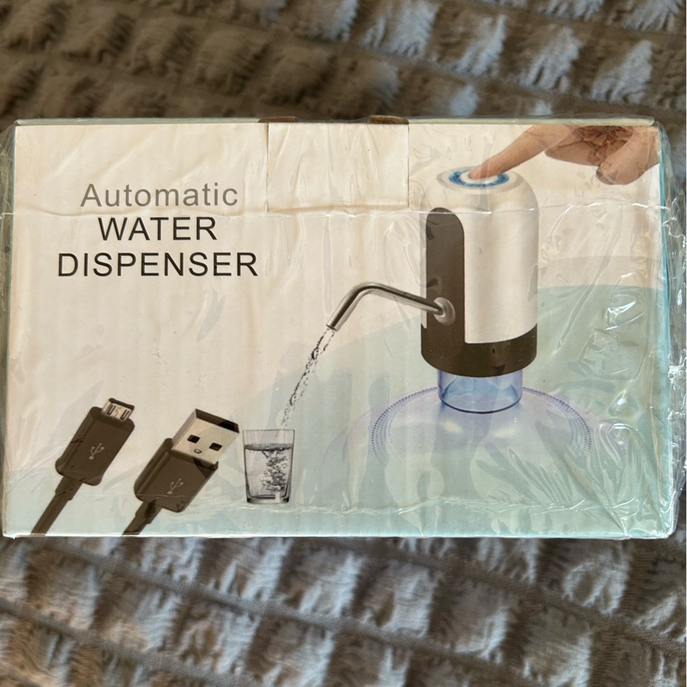 Myvision Automatic Water Dispenser. Rechargeable with USB.